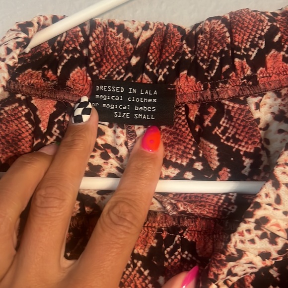 Dressed in lala pink snakeskin skirt set NWOT - Picture 5 of 5